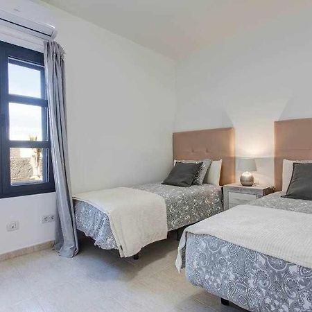Homu Bianca Fantastica Villa Con Piscina Privad Плая Бланка Екстериор снимка